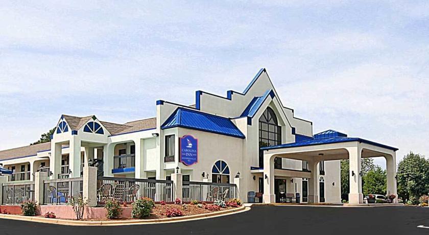 Carolina Inn Of Lake Norman ムアズビル エクステリア 写真
