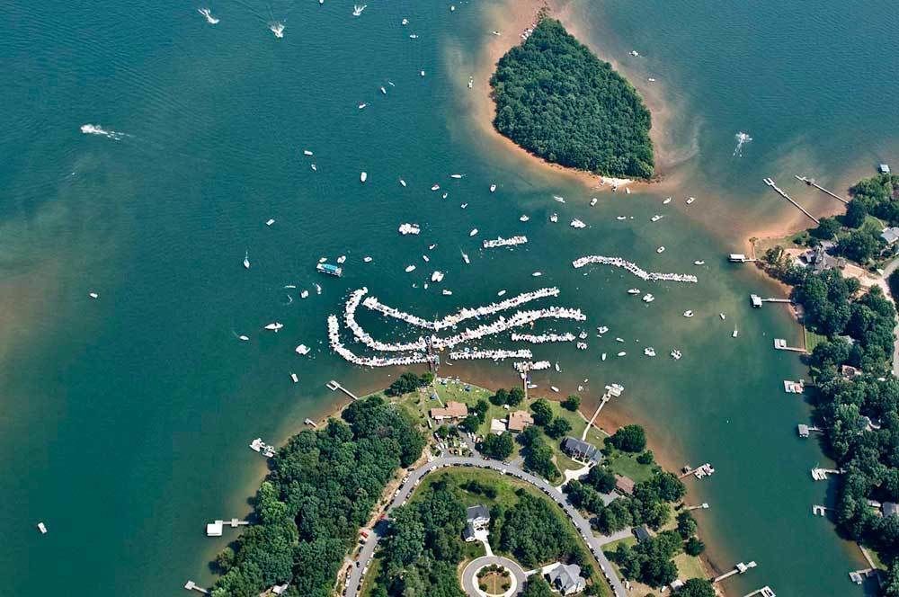 Carolina Inn Of Lake Norman ムアズビル エクステリア 写真